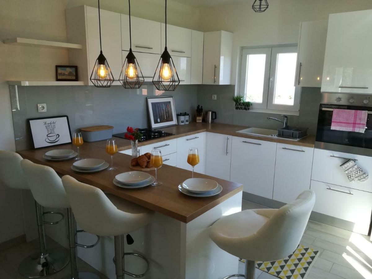 Apartman Sunset Ražanac Zewnętrze zdjęcie